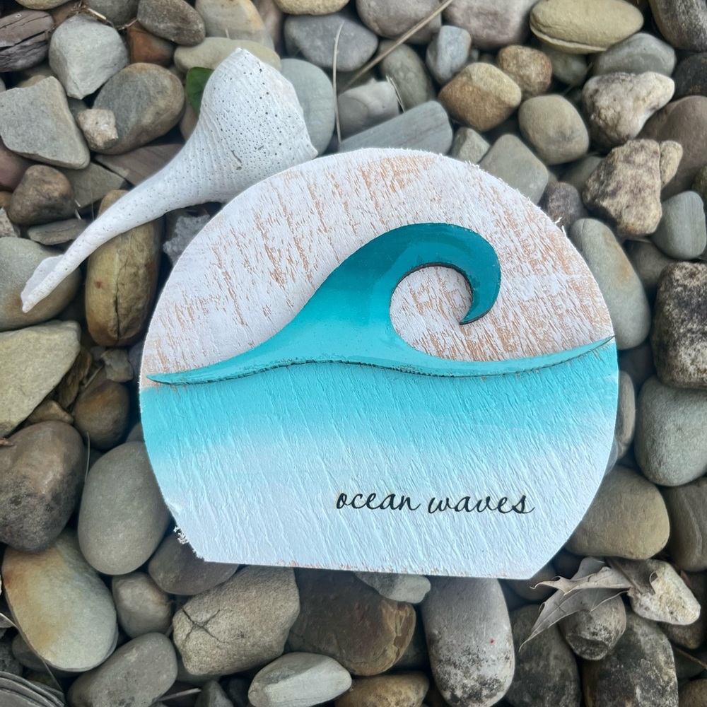 Ocean Waves Decorative Plaque